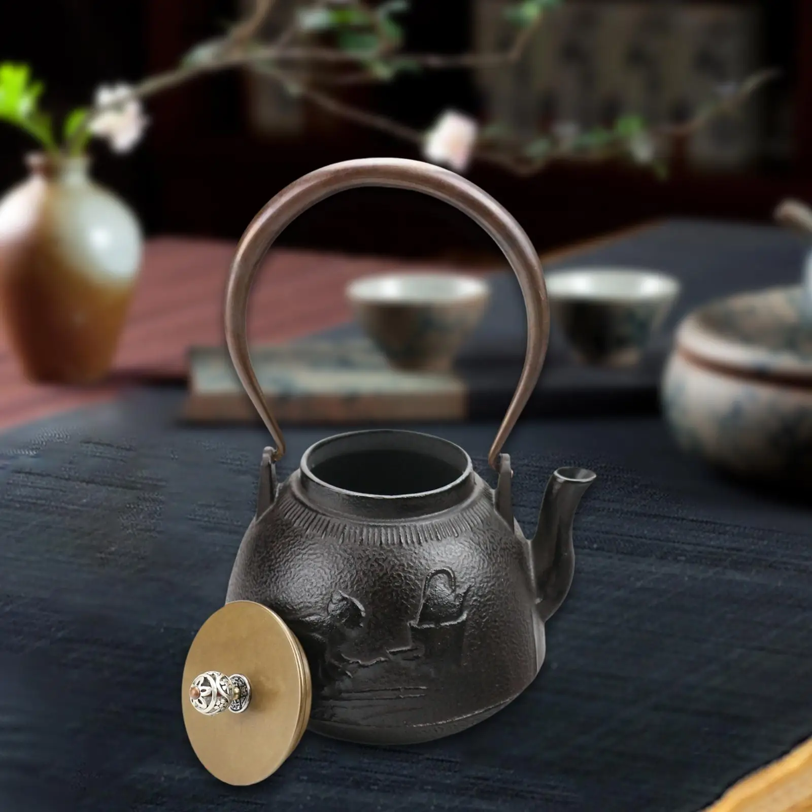 

Cast Iron Teapot Tea Maker Kettle Tea Ceremony Tea Kettle Loose Leaf Tea Pot for Hotel Stovetop Home Restaurant Festival Gift