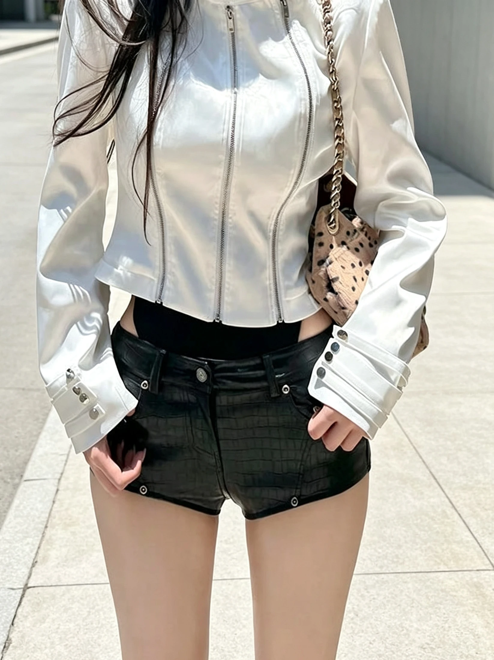 Low Waist Crocodile Pattern Leather Shorts Women's Slimming Stylish Hot Pants Casual Pants Autumn Fashion Ladies Shorts
