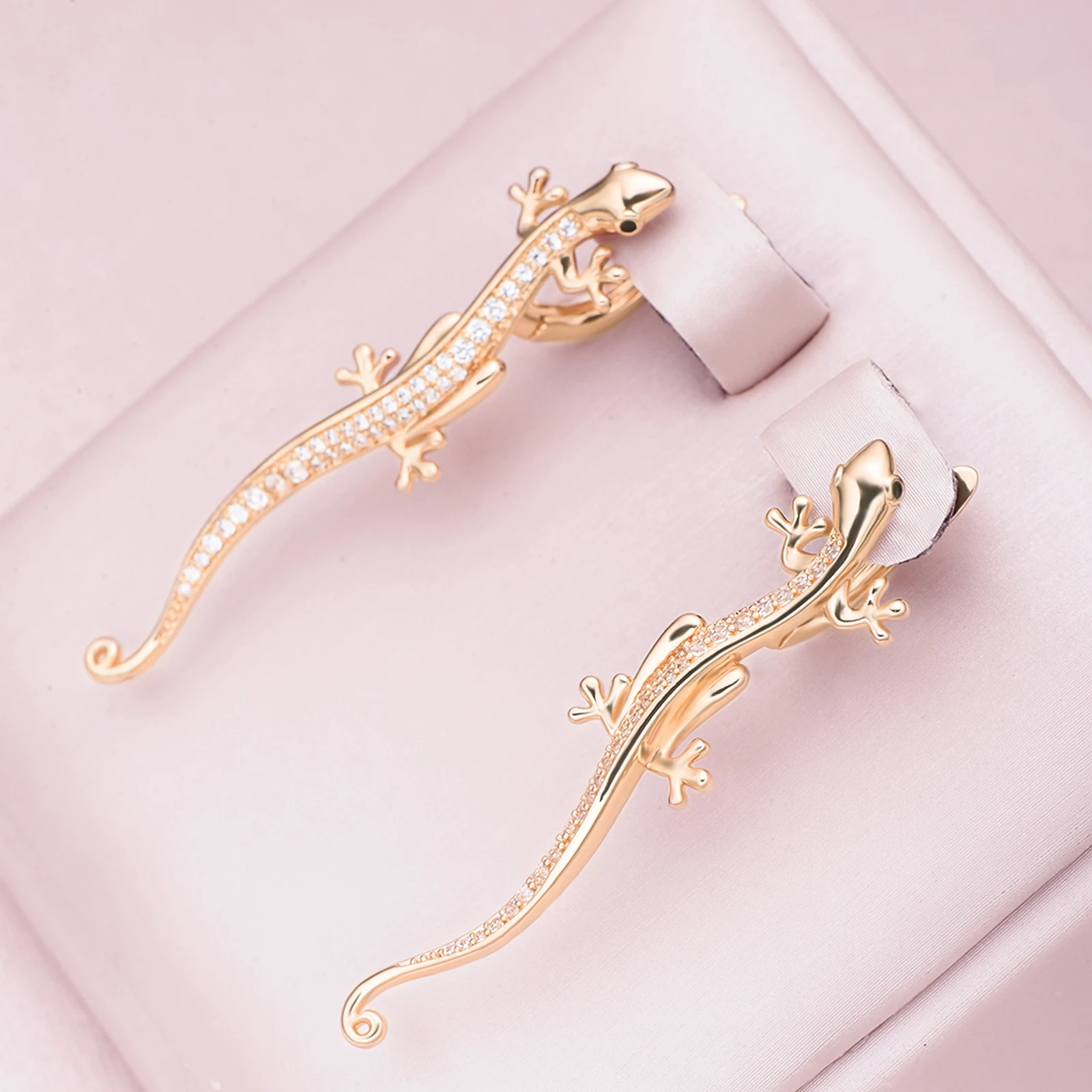 

Dckazz New Luxurious Lizard Drop Earring Personality Gothic Inlaid Crystal 585 Rose Gold Color Animal Earrings Cute Jewelry Gift