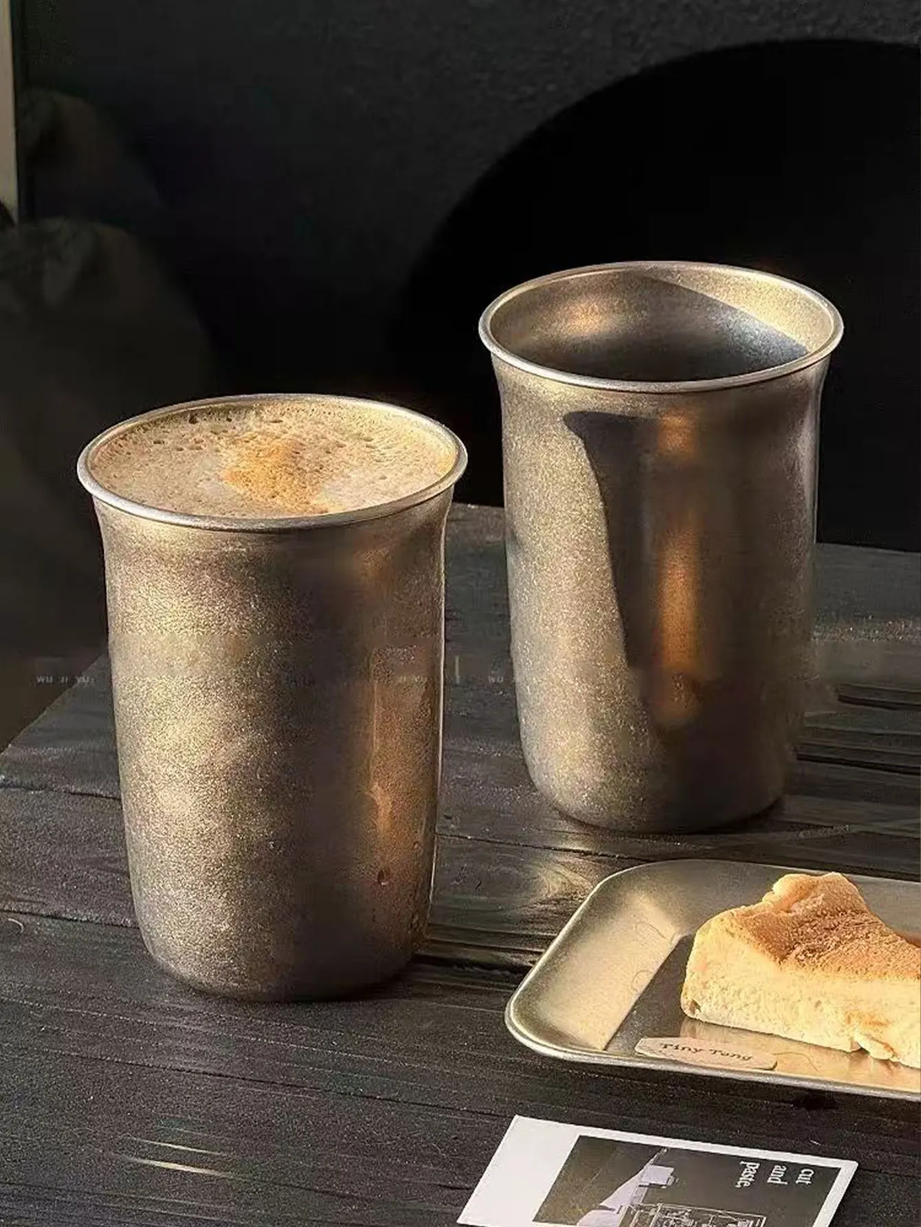 304 Bierkrug mit großem Fassungsvermögen und stilvollem Design, amerikanischer Bierkrug, Retro-Wasserbecher, Becher für kalte Getränke, Becher im Industriestil, 1 Stück. – Detail 2