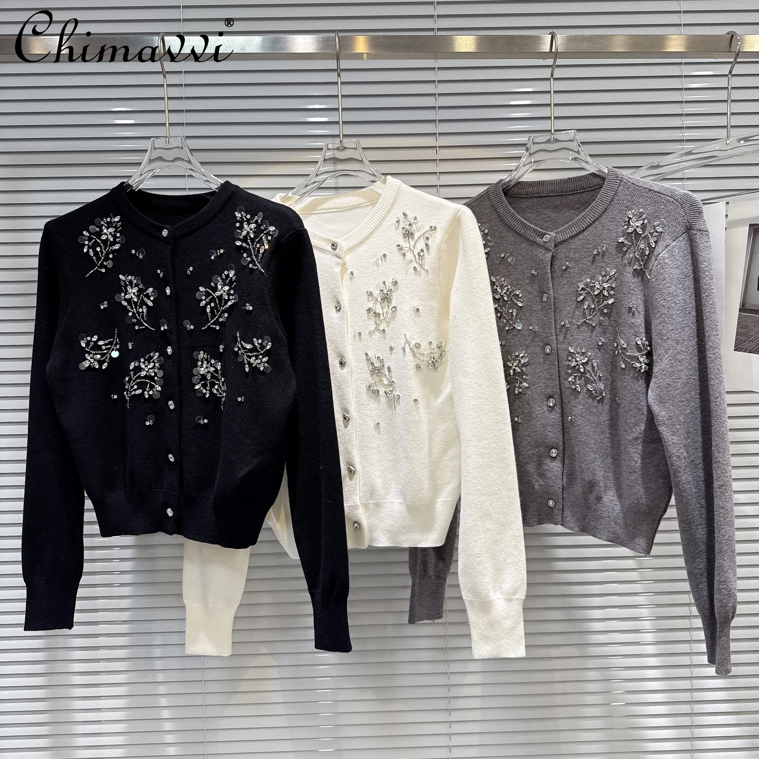 

2025 Autumn New Heavy Beaded Bright Diamond Decorated Round Neck Long Sleeve Knitted Sweater Sweet Girl Elegant Cardigan Women