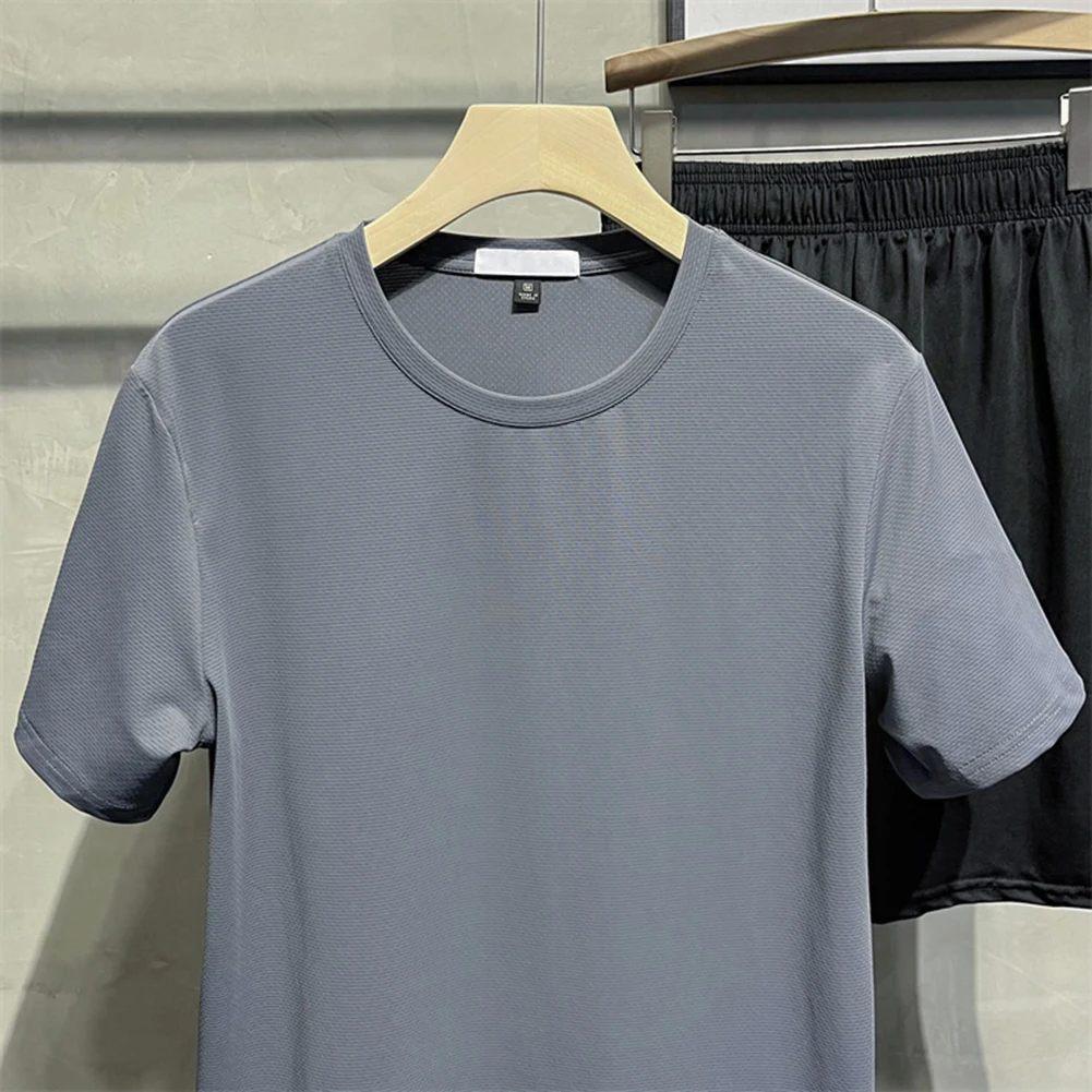 Camiseta de malha de manga curta masculina, respirável, tops versáteis, moda verão