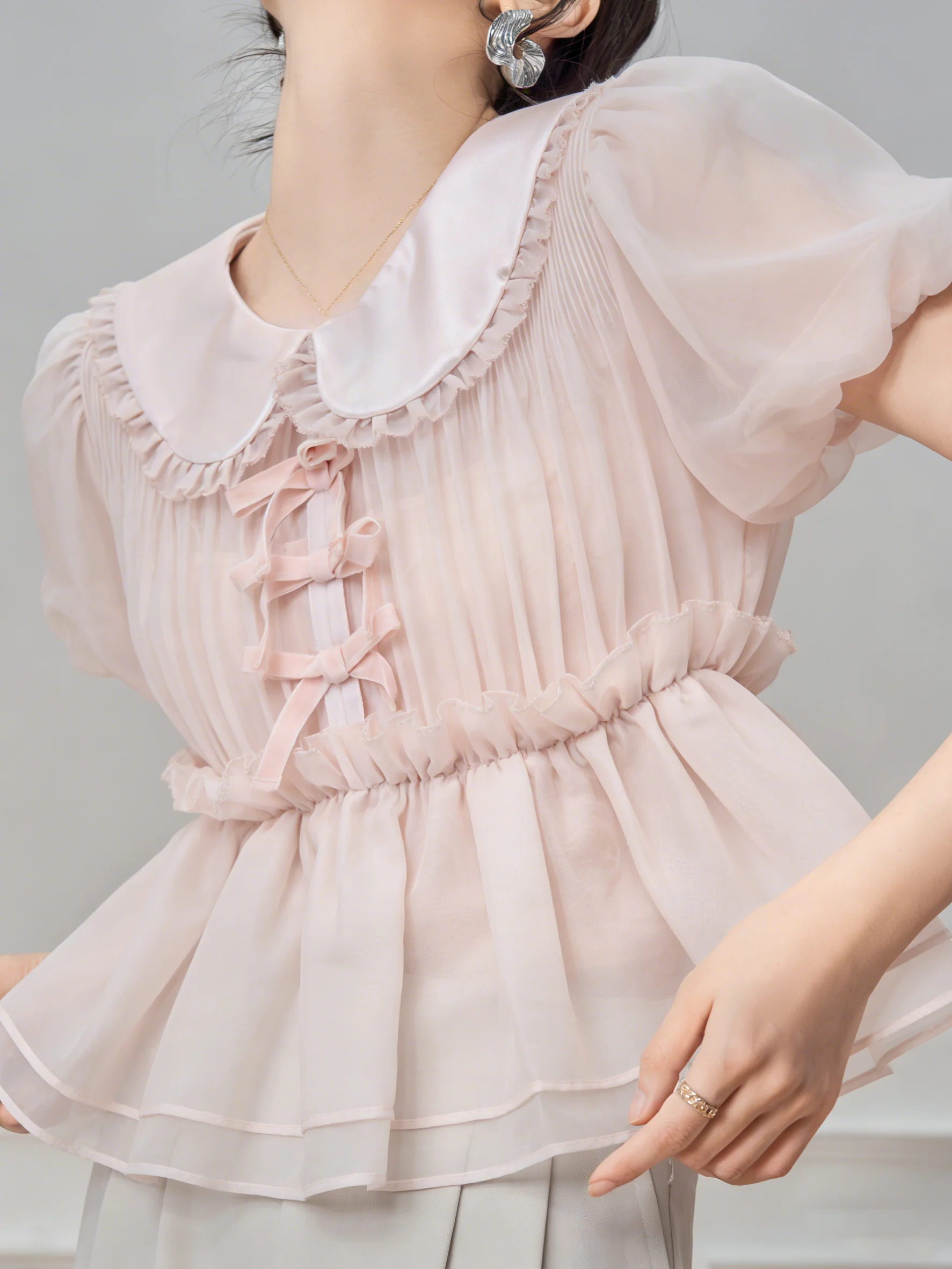 

Шикарная розовая рубашка с воротником-стойкой и рукавами-фонариками, женская летняя модная повседневная рубашка из смесового полиэстера с коротким рукавом