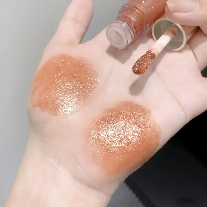 Balsamo per labbra idratante glitterato effetto lucido, rossetto scintillante con cappuccio a forma di cuore, nutriente per tutti i tipi di pelle Trucco labbra