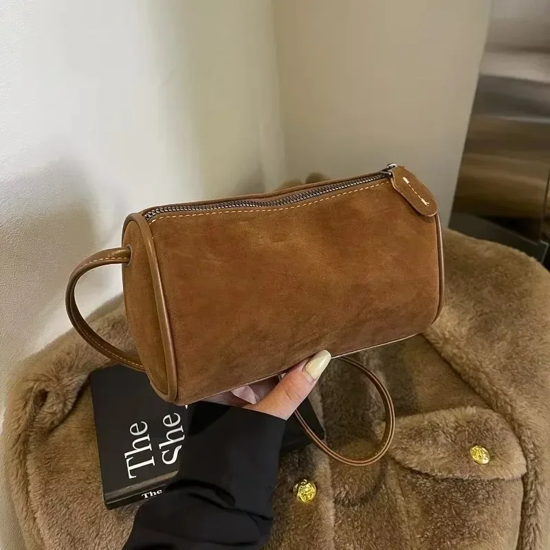 

Однотонные модные сумки на плечо, замшевые простые высококачественные компактные универсальные сумки через плечо для женщин, новинка 2025 года, повседневная распродажа