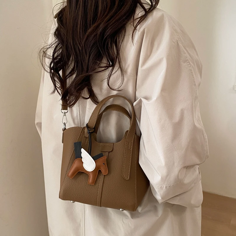 High End Leather Ladies Hand Bags Fashionable Luxury Classic Designer Paris Popular Classic Elegant Diaper Bag