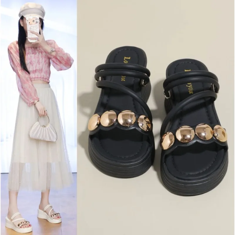 Thick Soled Slippers Summer Sandal 2026 Women's Sponge Cake Casual Flip Flops Fashion  Beach Platform Shoes