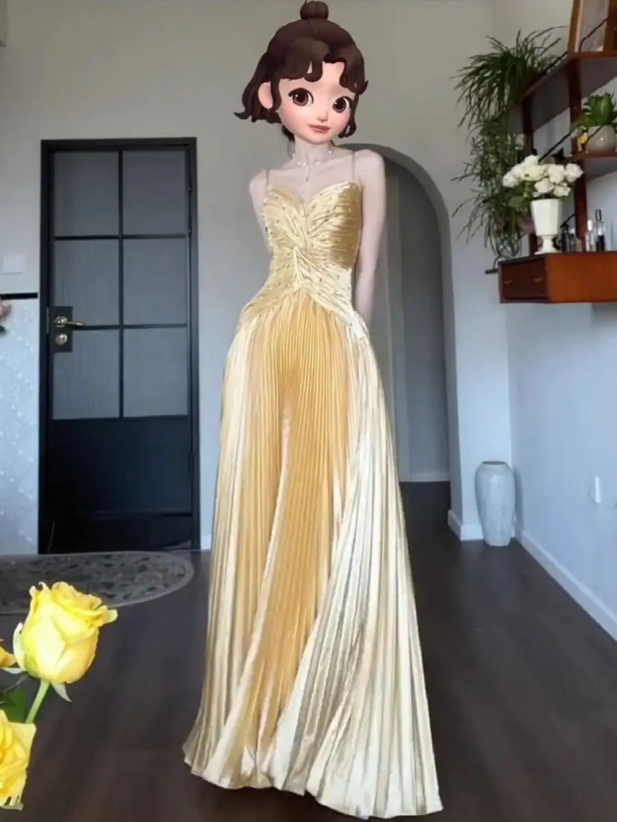 

Золотое бархатное платье с ремешком Ele Плиссированное длинное платье с высокой талией Свадебное платье Роскошное сексуальное китайское происхождение для пар и взрослых...