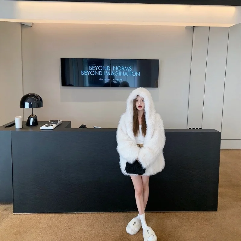 

Winter Thiened Faionable Fur Coat Women's Hooded Loose Outerwear Trendy Long Sle Modern Sle No Brand Registration