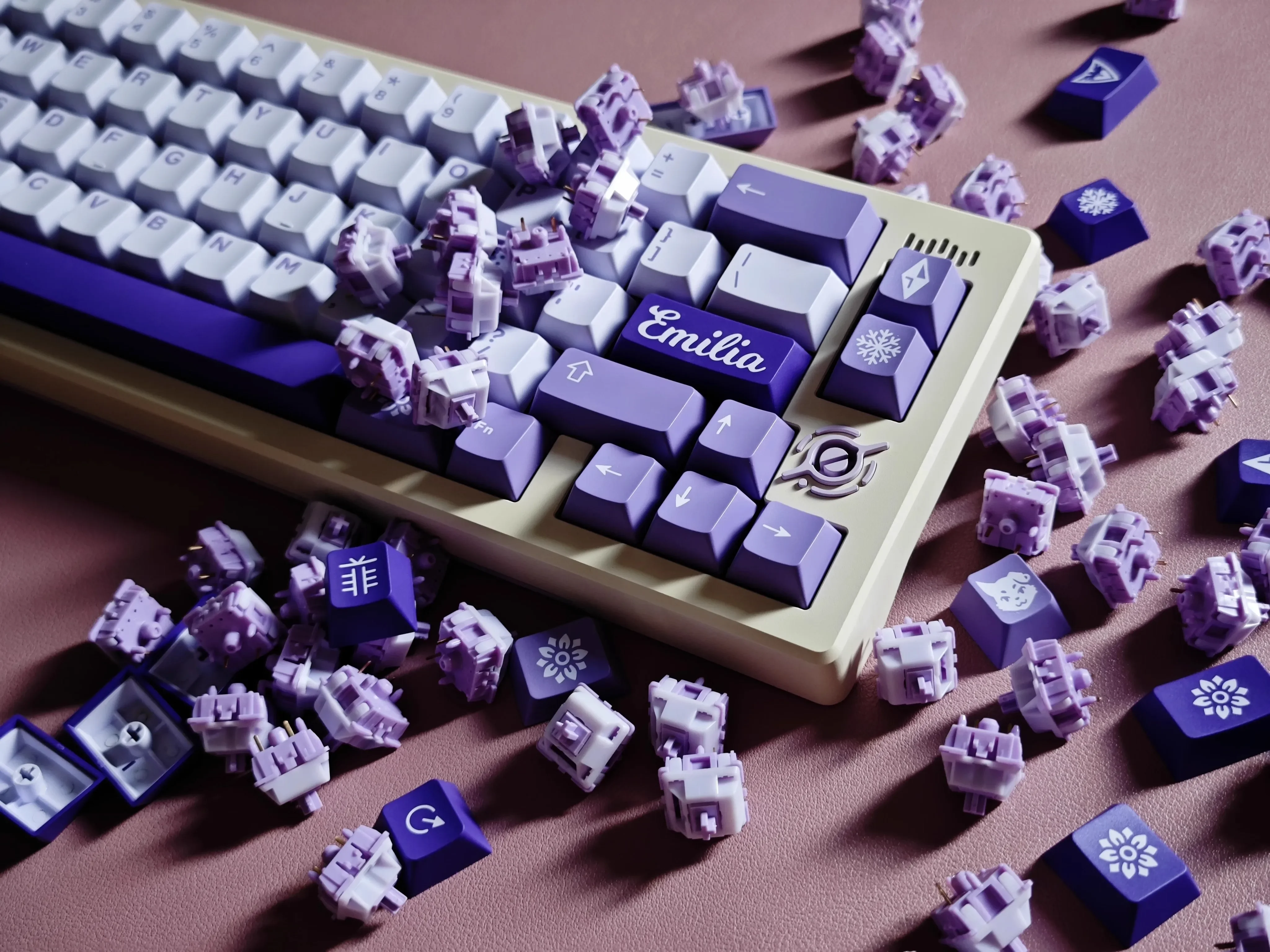 Imagem -04 - Aifei-clone Gmk Frost Witch Keycaps Teclado Mecânico Abs Roxo Double Shot Perfil Cereja 61 64 68 84 87 96 980