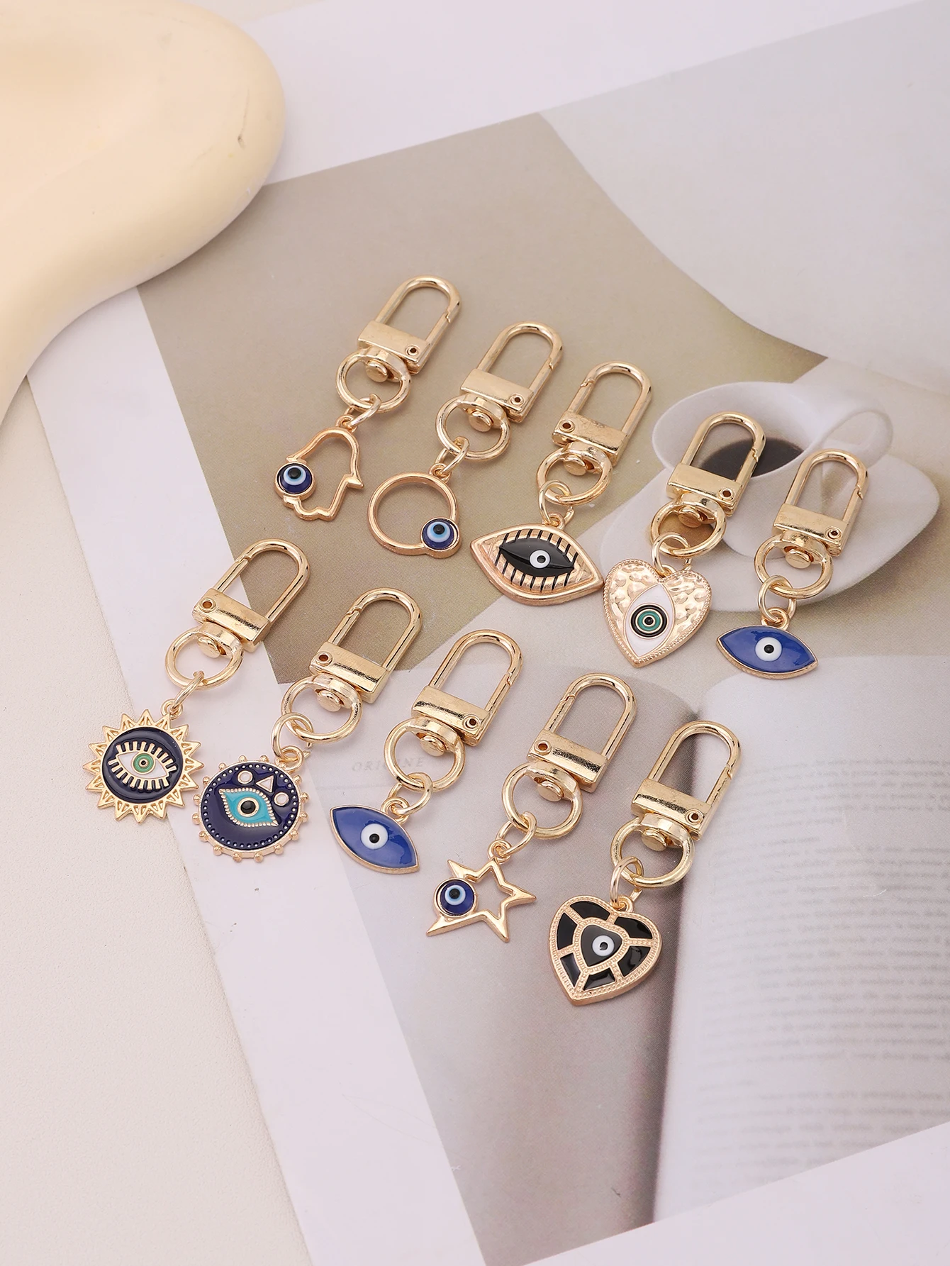 10pcs Sweet Cute Metal Evil Eye Keychain decoration Purse Bag Backpack Accessory Charm Birthday Party Favors Gift For Boys Girls