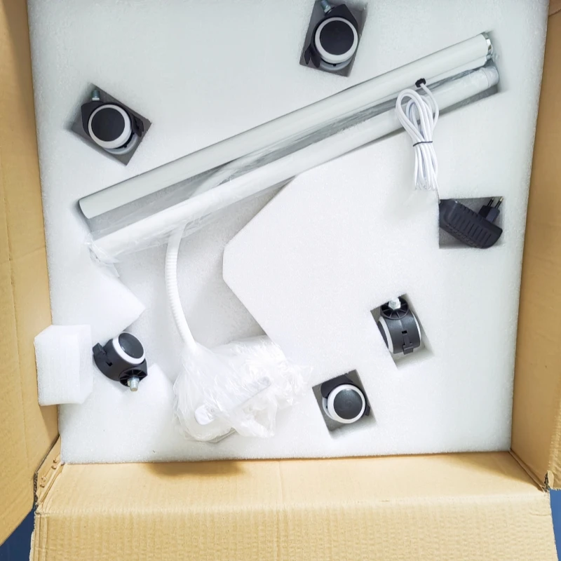 Рисунок 4 - Оперативная медицинская стоячая лампа