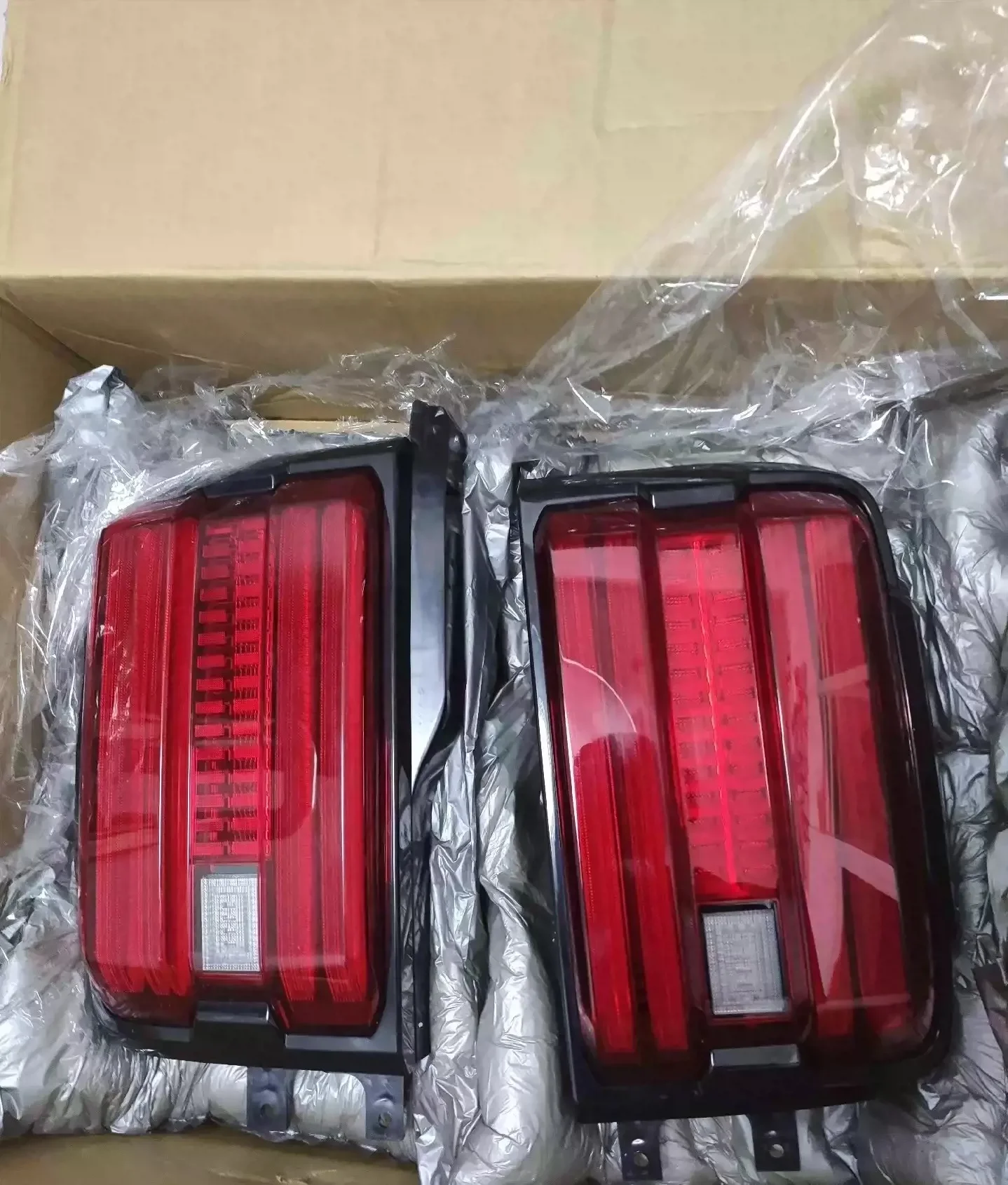 

Car rear light taillight tail light for Great Wall Wey tank 300 tail lamp brake lamp reverse light turn signal