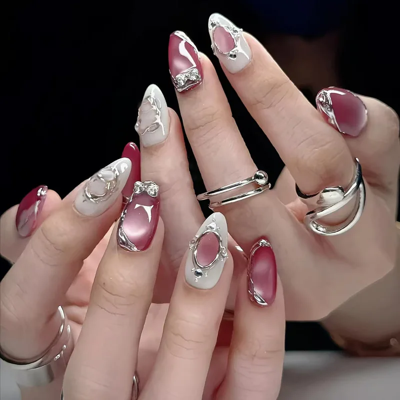 24 pçs de comprimento médio amêndoa unhas falsas imprensa no olho de gato irregular prata design unhas falsas arco strass wearbale dicas de manicure