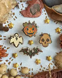 SPOOKY FRIENDS enamel pin ，witchy ，Bat ghost and candy corn