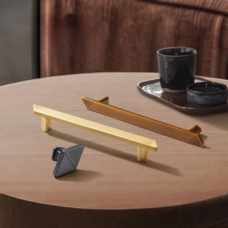 Modern Wardrobe Handle with Diamond Design, Zinc Alloy Cabinet Pulls for Kitchen Cabinets,  Chinese Style Furniture Handle Set