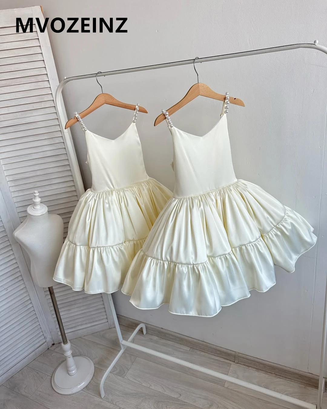 MVOZEINZ Ivory Flower Girl Dresses Satin Spaghetti Strap Kids' Dresses Girl Wedding Party Dress Princess Dress Girl Dress