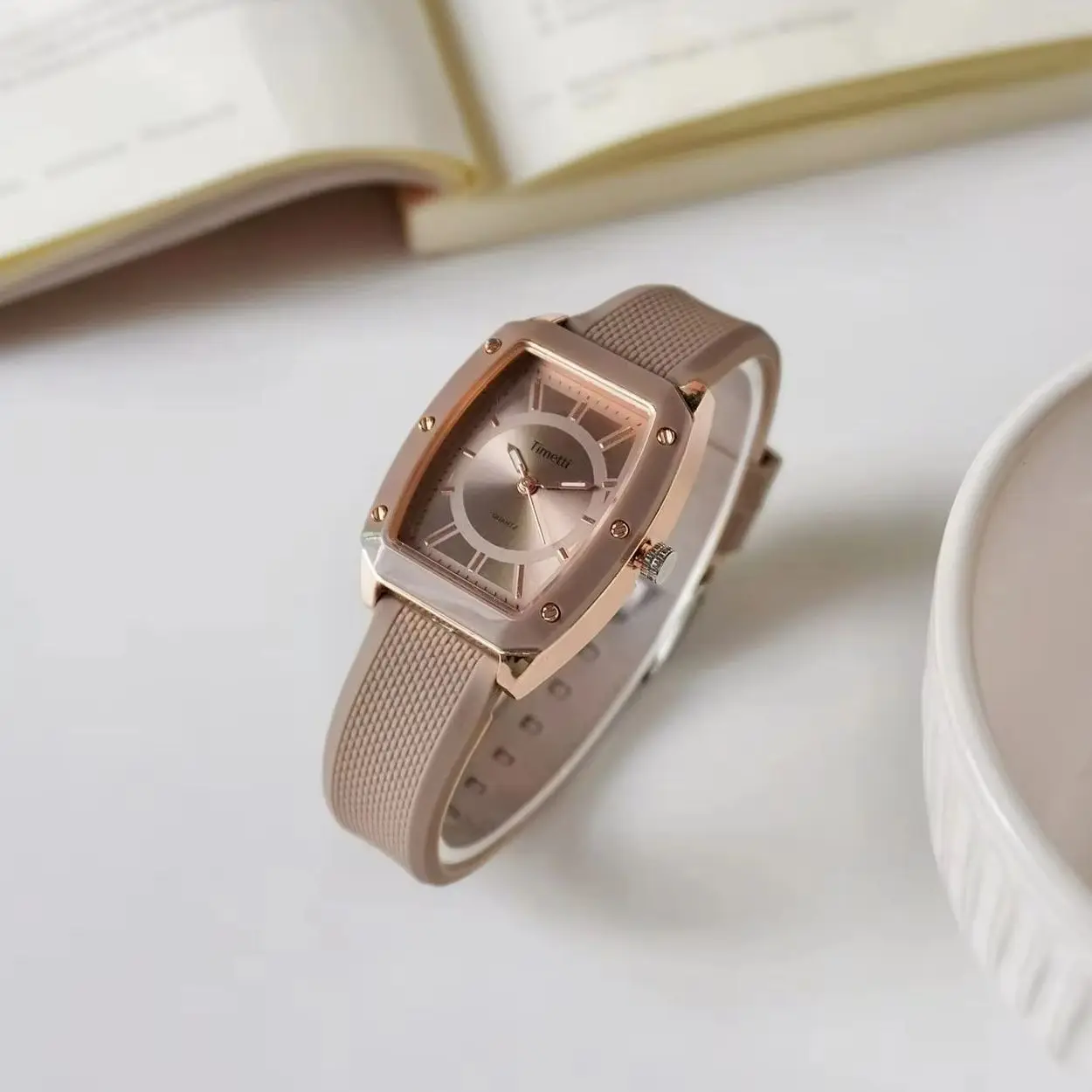 Casual, Affordable, Trendy, Square, Simple Silicone Strap Quartz Watch
