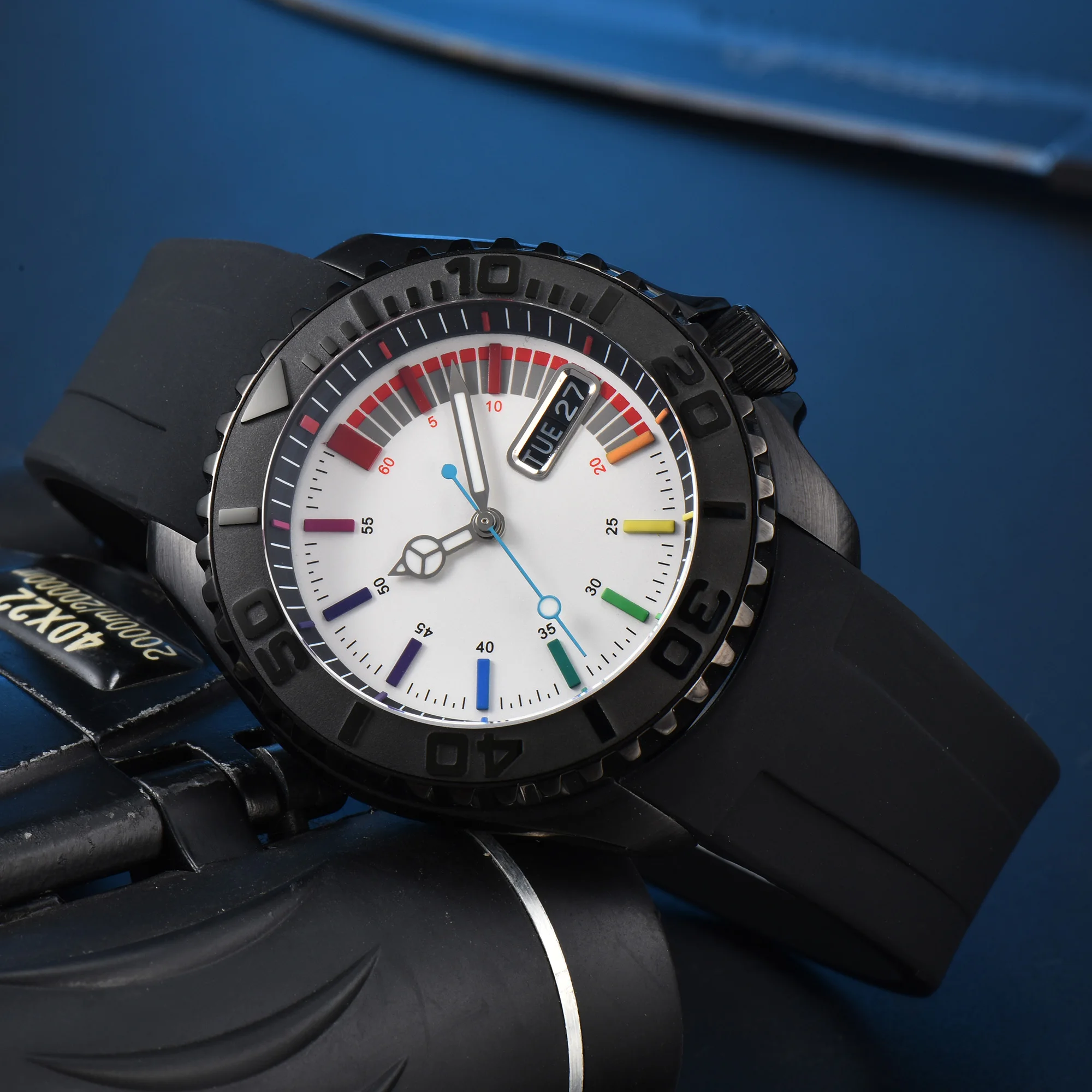 42mm SKX007 Diving watch Luxury Men's automatic watch Japan NH36A black sport aseptic dial sapphire glass rainbow colors