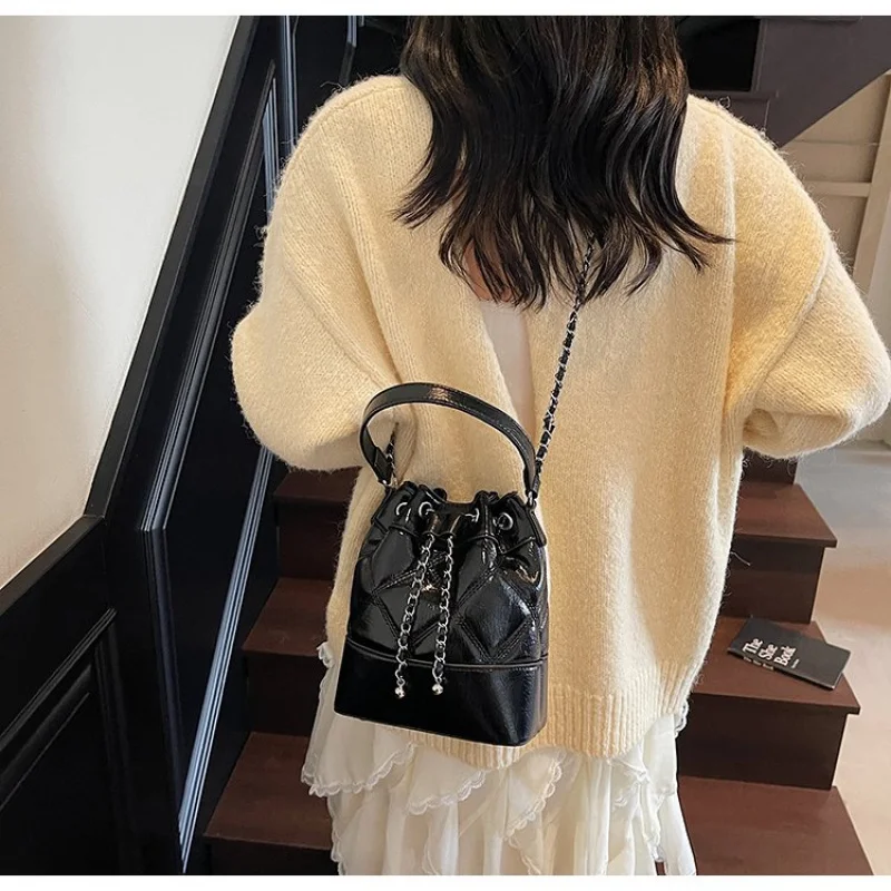 

Trendy Women Crossbody Bag PU Leather Small Handbag Stylish Shoulder Bag With Zipper