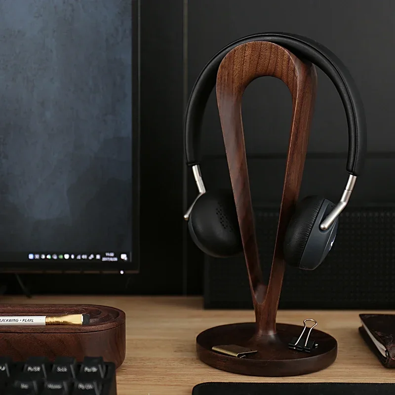 New Arrivals Nordic Light Luxury Desktop Earphone Holder Creative Design Black Walnut Real Wood Wear Earphone Holder