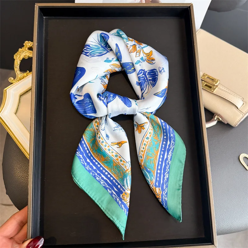 

Luxury Design Butterfly Print Square Scarf For Women Satin Fashion Wraps Neckerchief Female Hair Bands Ribbon Headband Bandana