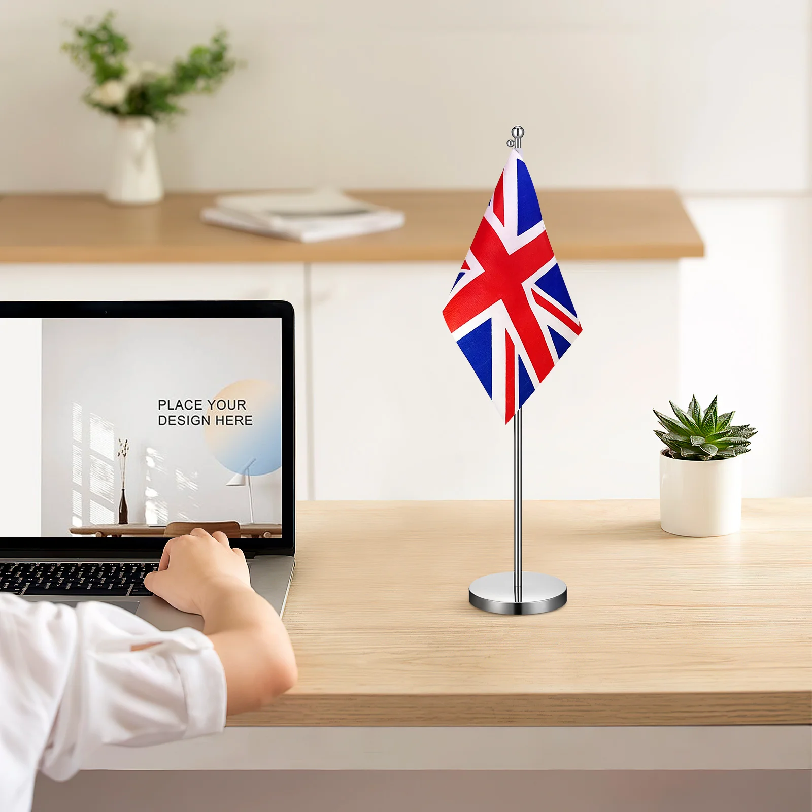 

Household Flag Holder 10.8 Inch Stainless Steel Telescopic Pole Desktop Flag Base Office Supply Office Accessory