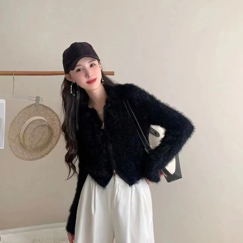 

Французский дизайн, однотонный женский короткий вязаный кардиган из искусственного меха норки с двойной молнией, облегающий крой, свободная осень-зима 2025