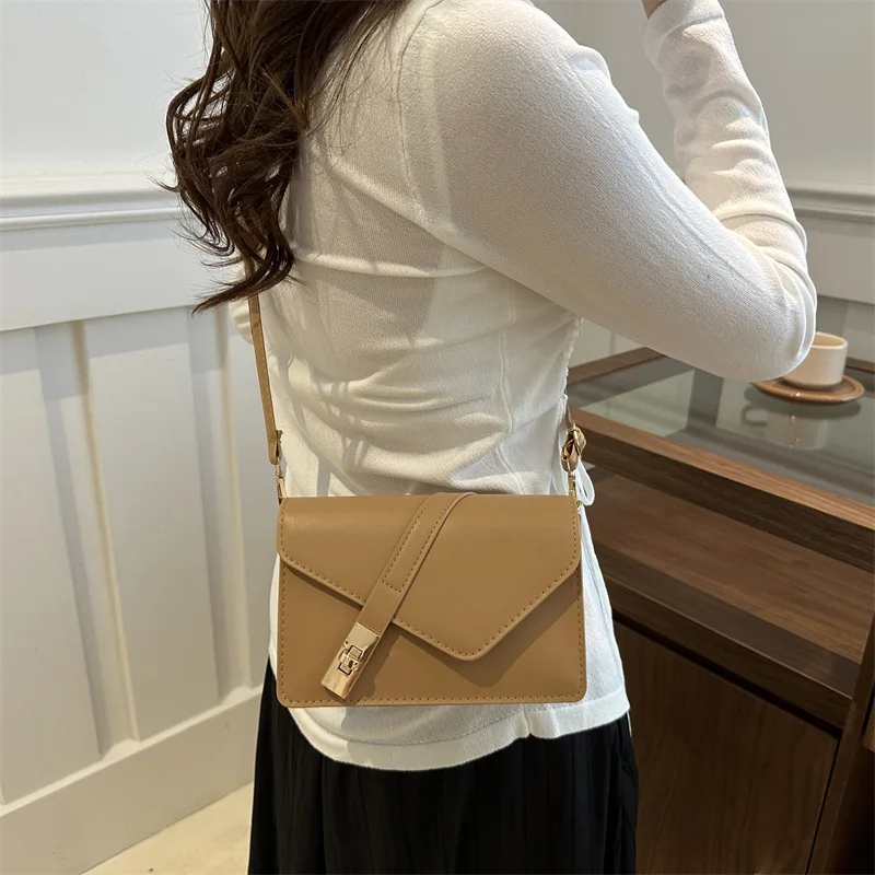 

2024 New Fashionable Casual Single Shoulder Small Square Bag, Multifunctional Women's Shoulder Bag