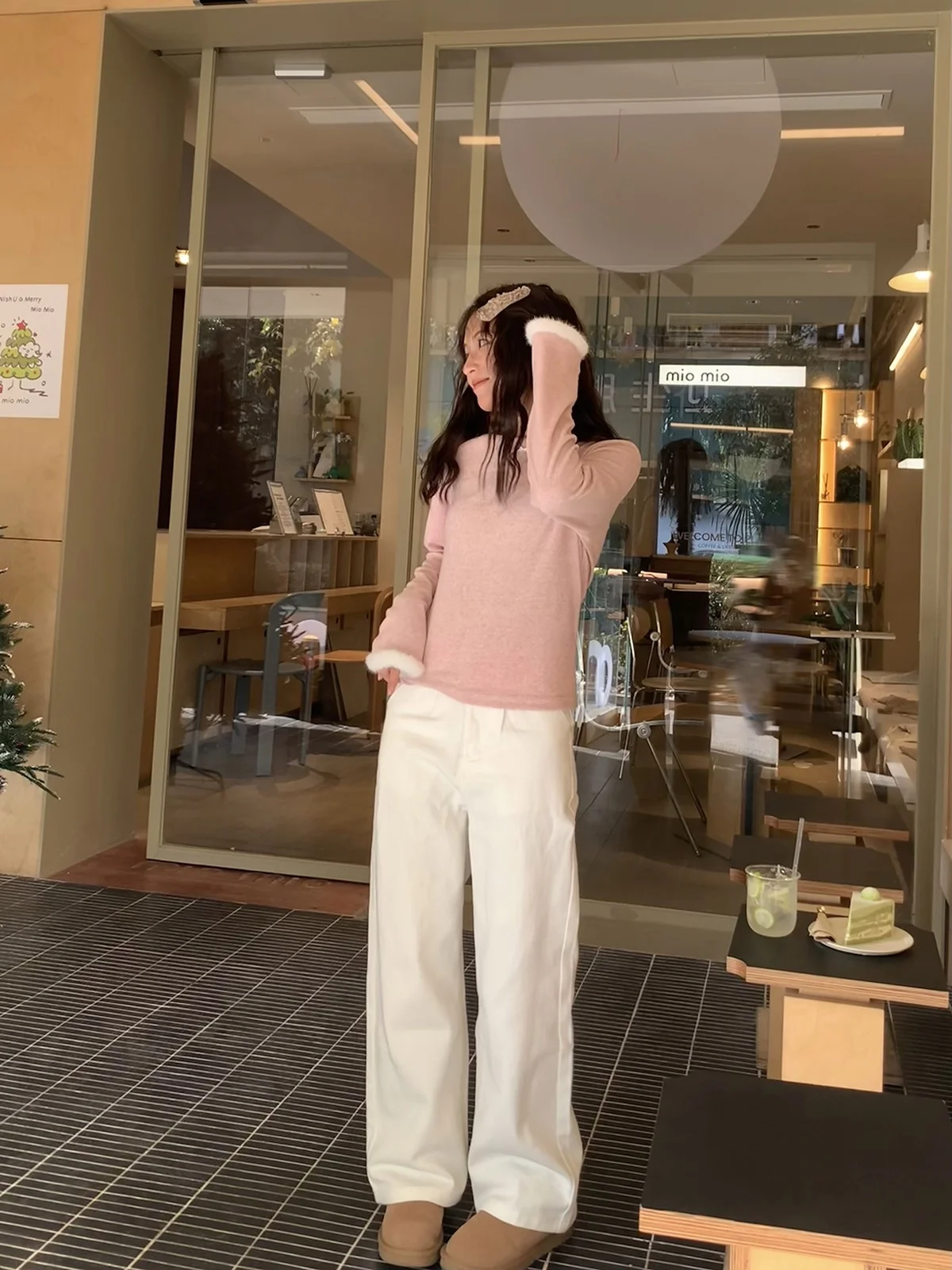 

Белые прямые джинсы с высокой талией, женские свободные утягивающие повседневные брюки небольшого размера, четыре сезона, однотонные джинсовые джинсы