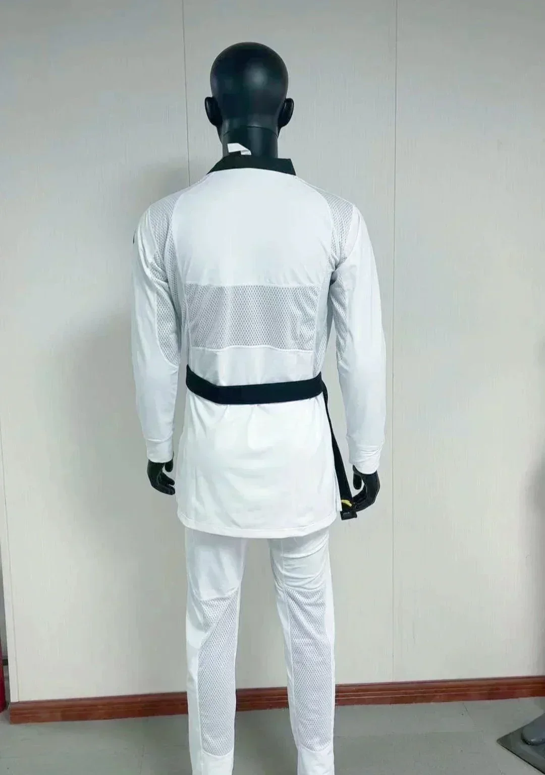 Novo ajuste profissional ultra leve elástico de seda gelo taekwondo roupas esportivas edição estendida
