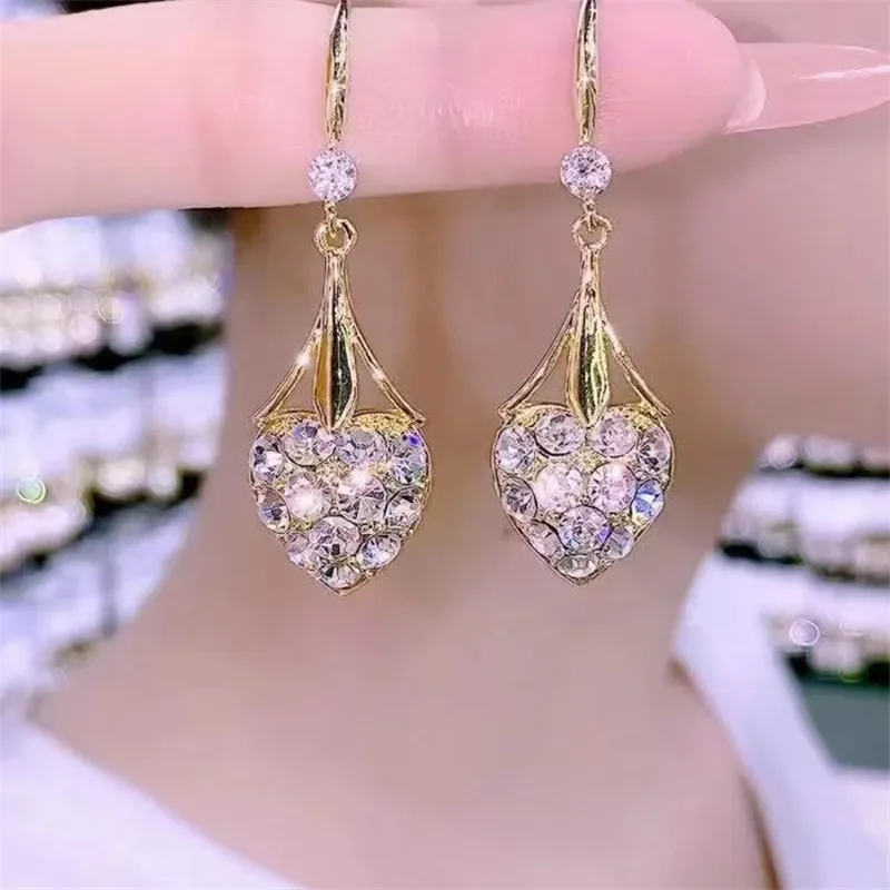 White Love Sweet Super Fairy Cute Hook Earrings for Women Korean Fashion Zircon Heart Drop Earring Birthday Party Jewelry Gifts