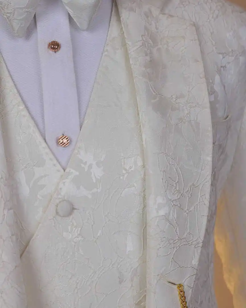 Modello da sposa Abito da uomo Abbigliamento da lavoro Abiti su misura 3 pezzi Cappotto Gilet Pantaloni Groomsman Occasioni formali Taglie forti Personalizzato