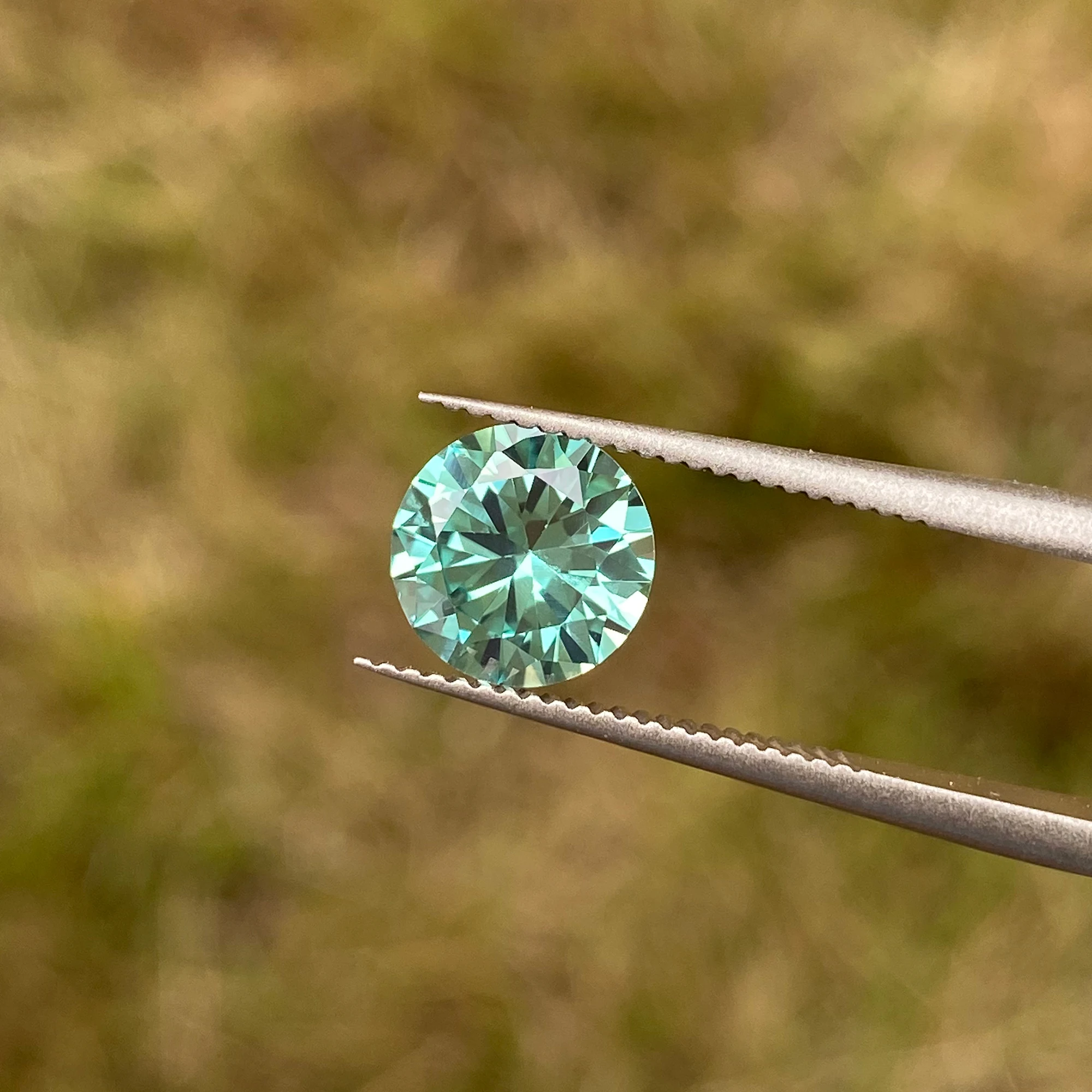 

Eme jewe Lab Grown Sapphire light green Round Cut for Charms Advanced Jewelry Making Materials DIY With AGL Certificate