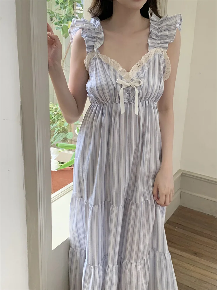 

New Cotton New Summer Sleeveless Korean Style Stripe NightDressWomen Holiday Girlish Sweet Loose With Chest Pads Sleepwear Ins