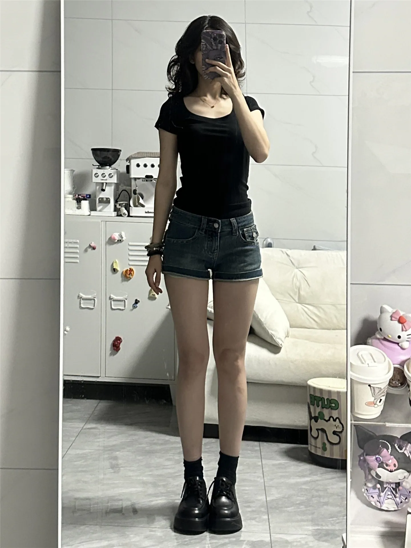 

American Vintage Low Waist Denim Shorts Women's Summer Slimming Bamboo Pattern Embroidery Wrap around Hot Pants Casual Cotton...