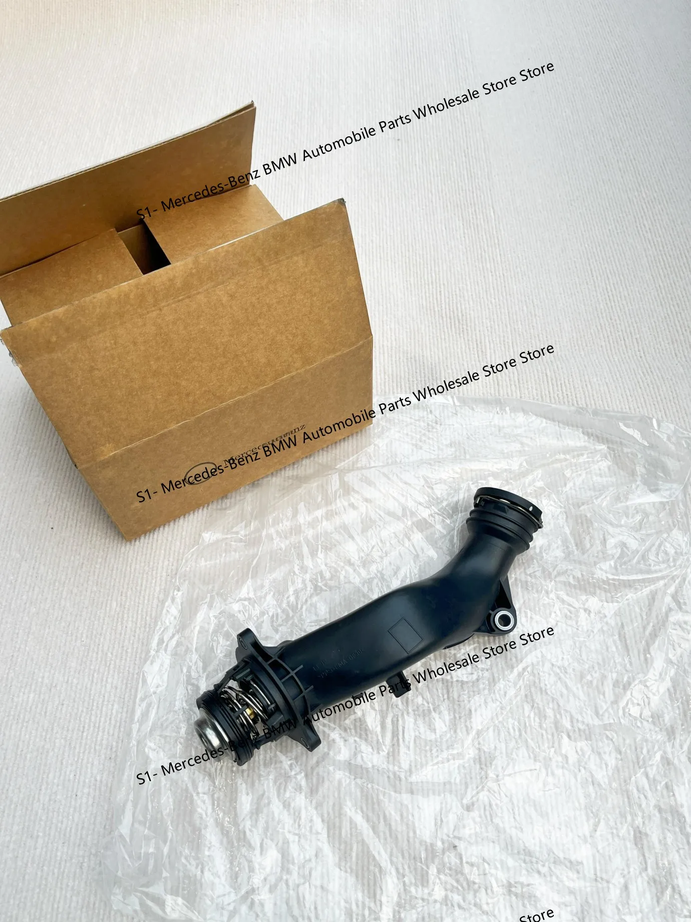 OE 2782000815 2782000715 2782000615 2782000515 Engine Coolant Thermostat Housing for MERCEDES BENZ W221 GLE M157 M278 W166