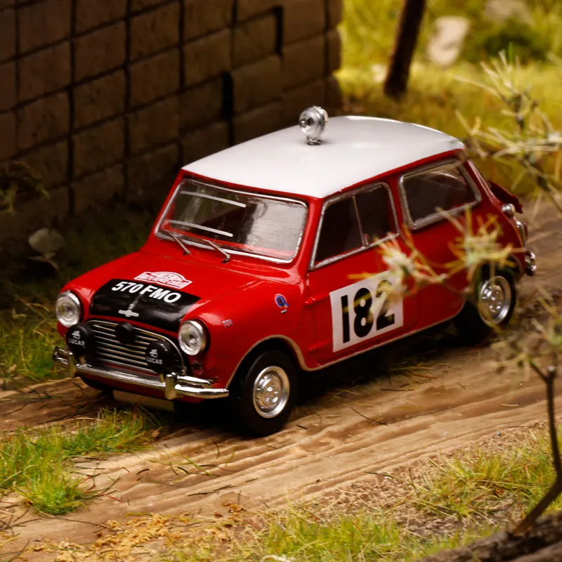 GCD 1:64  COOPER Monte Carlo racing simulation alloy car model
