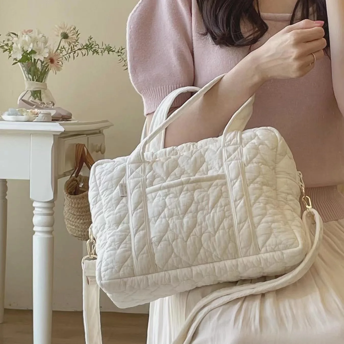 

Mommy Bag Large Capacity Heart Crossbody Diaper Bag Lightweight Multifunctional Baby Travel Tote