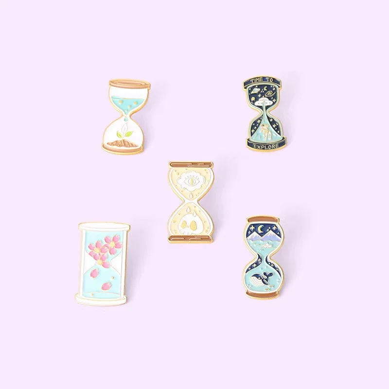 Hourglass Scenery Enamel Pins Custom Space Fallen Petal Brooches Badges Lapel on Backpack Cap Jewelry Gift for Friends Wholesale