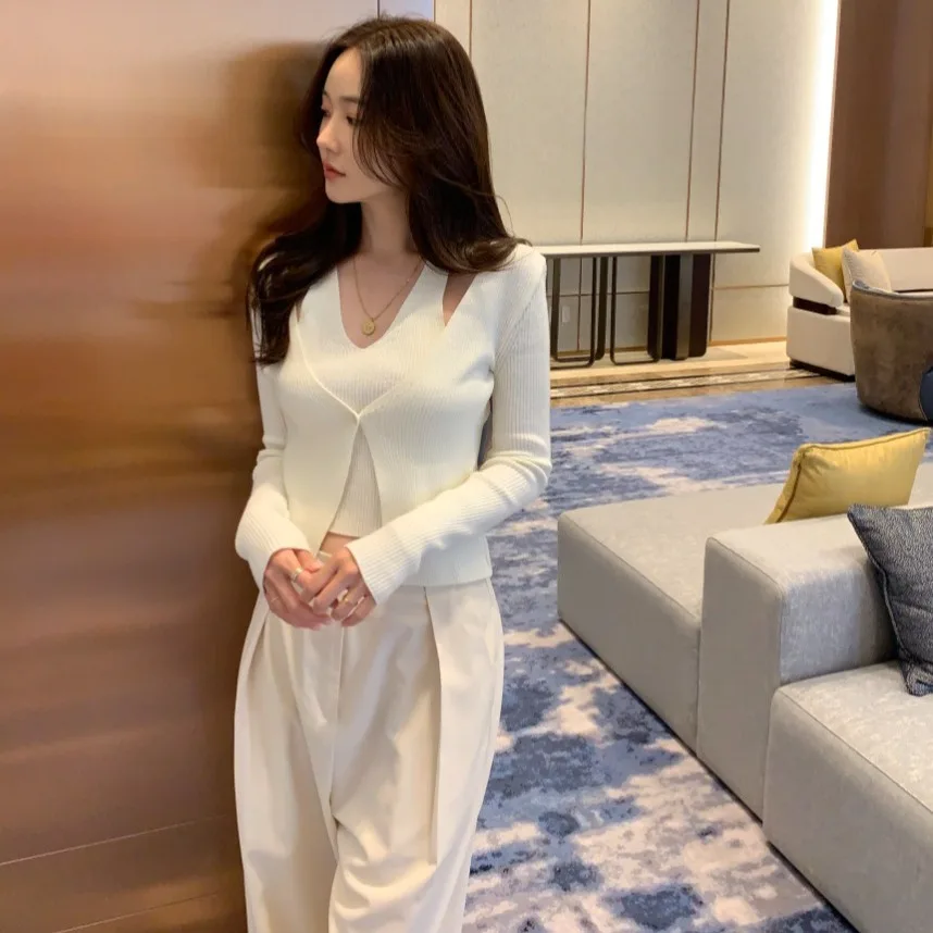 Korean Style Knitted Vest Fake Two-Piece Top Small Jacket Casual Bright Thread Ladies Sweater  Color Chinese Production