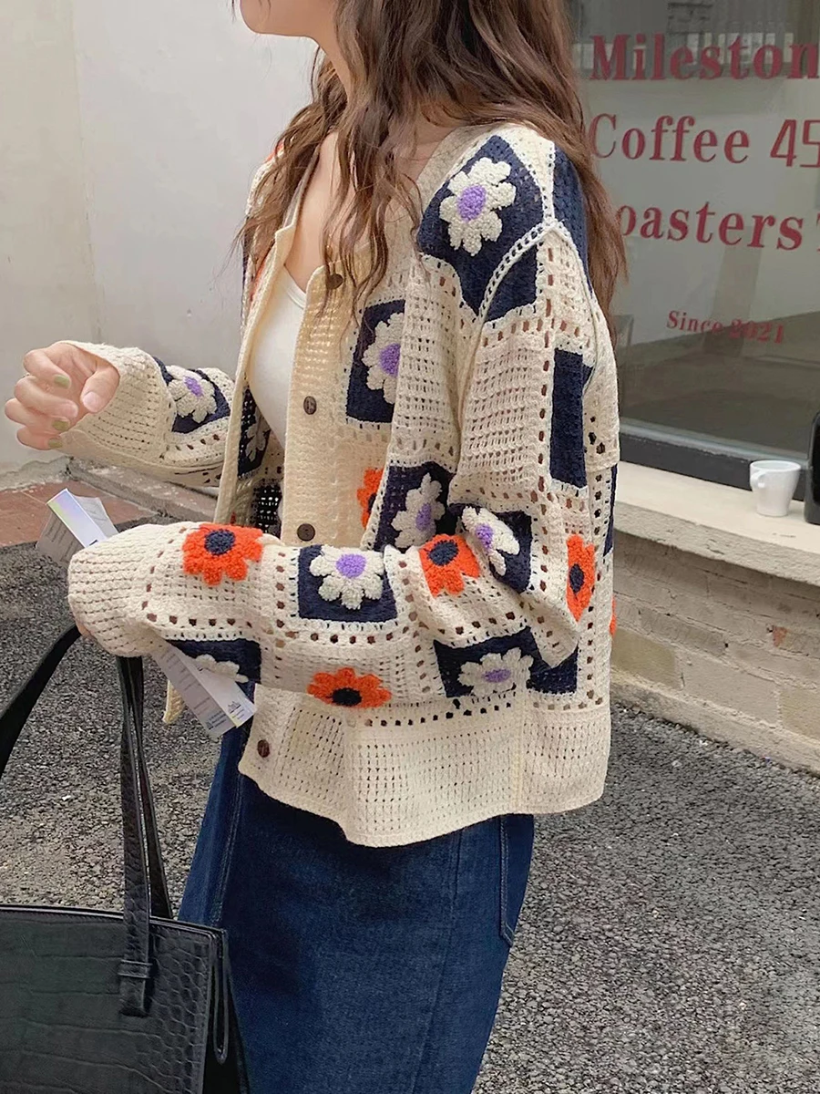 2022 Spring Autumn Ladies New Crochet Flower Sweater Girl Long Sleeve Button Flower Knit Cardigan Top  Black/Beige/Rose