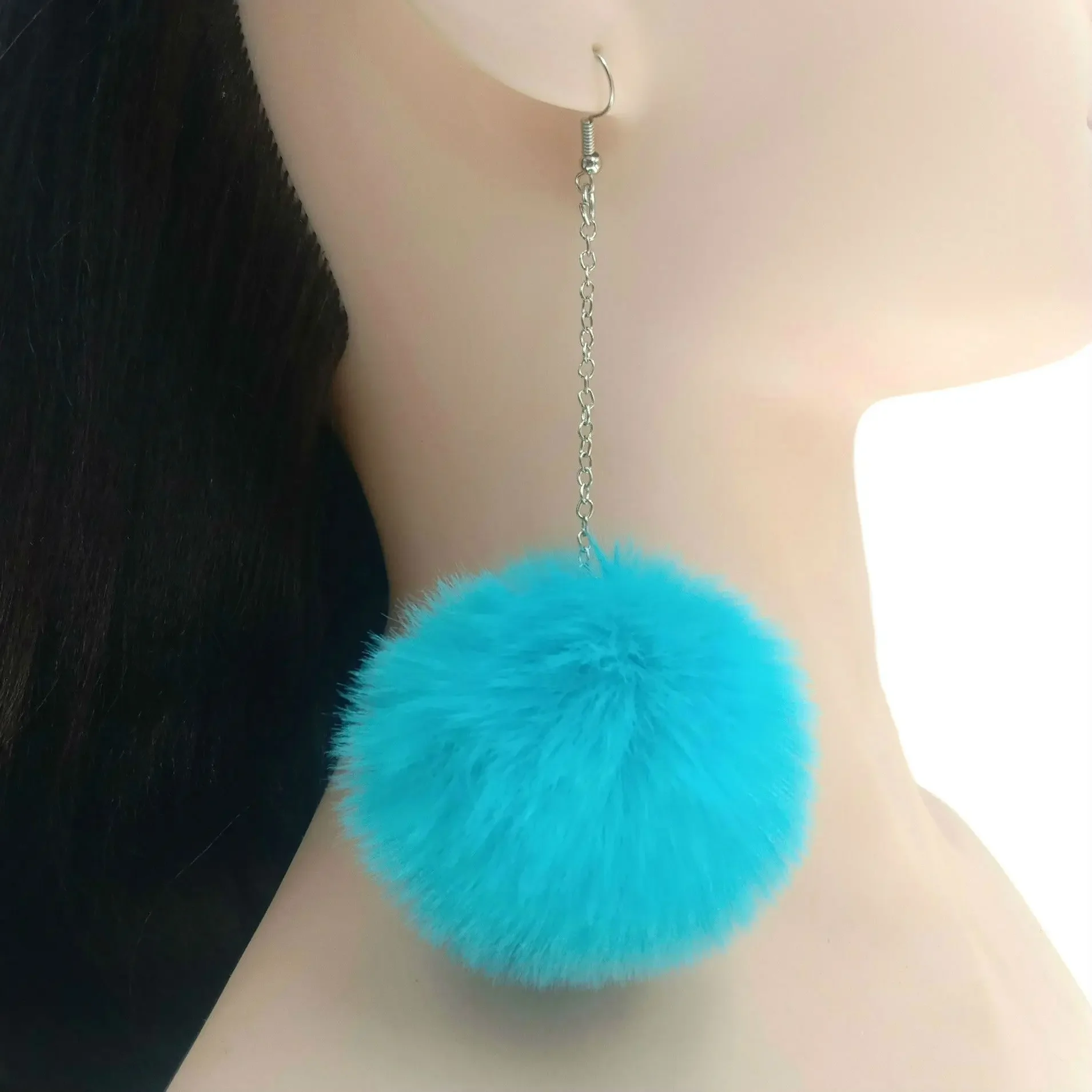 Fashion Red Black Plush Ball Drop Earrings For Women Long Tassel Dangle Earrings fox fur big ball Statement Jewelry