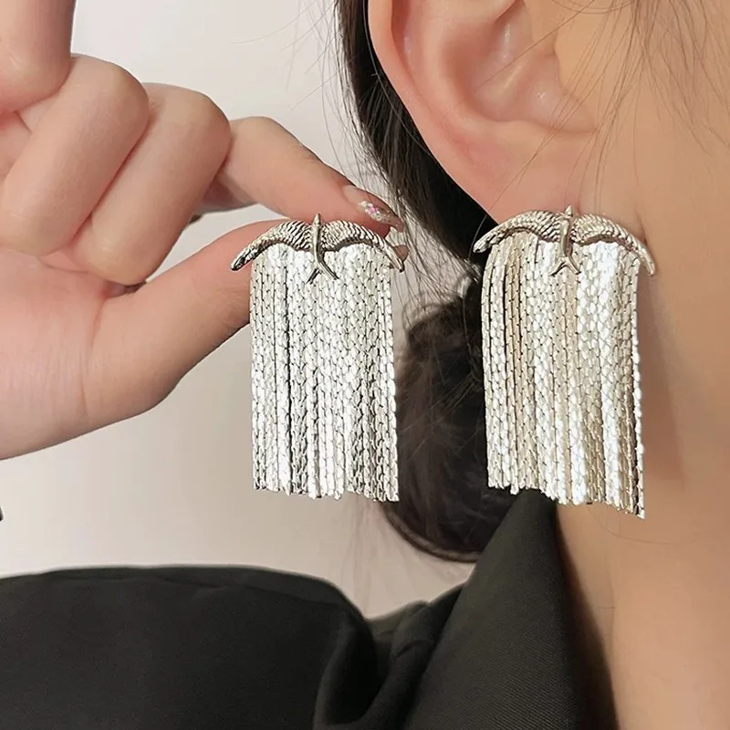 New bird fringe long exaggerated party earrings niche design sense banquet wedding senior sparkle stud earrings