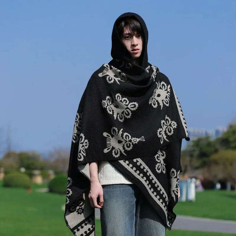 

Men's cloak for travel warm and functional suitable for self-driving travel hooded cloak-style shawl for women Cape Poncho
