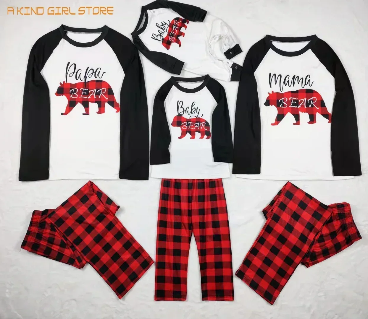 Bear Print Plaid Christmas Pajamas Couples Xmas Pjs Family Matching Set Mother Kids Daddy Mommy Daughter Child Long Sleeve 2024