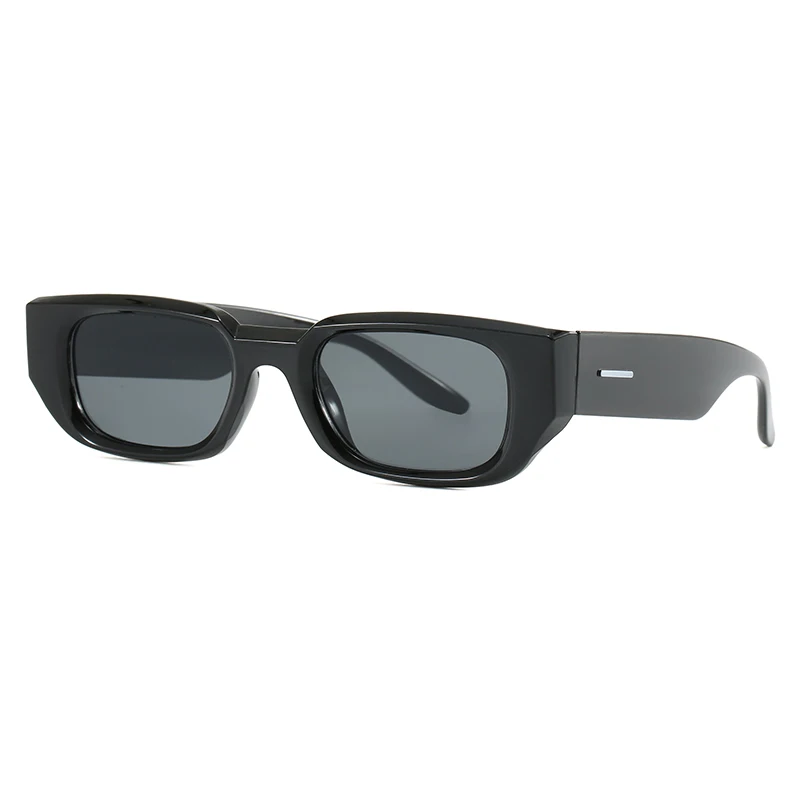 Luxury Brand Designer Square Sunglasses Men Women Retro Rivet Suneyeglass Casual UV Protection Sunscreen Travel Fishing Glasses