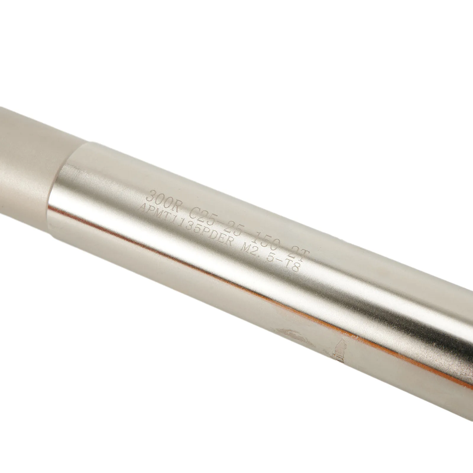 300R C25-25-200-3F CNC Tool Holder for Lathe Use with APMT1135PDER Inserts and Wrench for Easy Blade Replacement