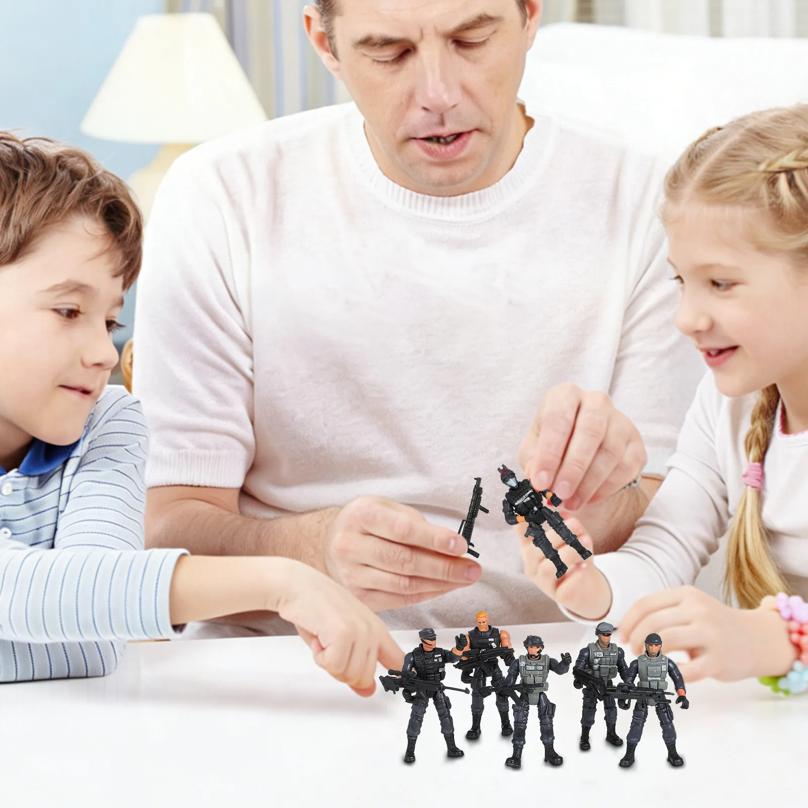 

Набор из 6 фигурок солдатиков: развивающий игровой набор с миниатюрными подвижными армейскими фигурками для сюжетно-ролевых игр