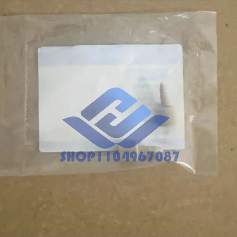 

0100-1516 PEEK Ручной зажимной соединитель 1/16 дюйма